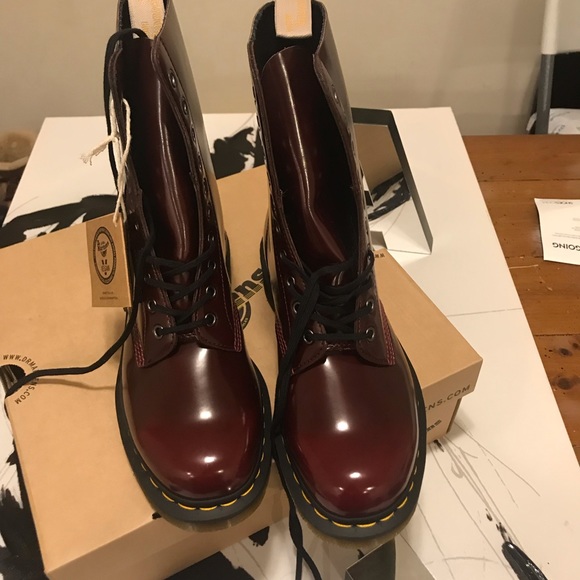 Dr. Martens Shoes - Did someone call the Dr. Martens?
